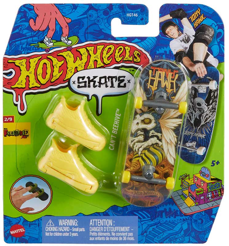 Hot Wheels - Tony Hawk Fingerboard and Skate Shoes (1 supplied at random)